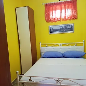 https://casevacanze-mare-mongiove.sicilyhotelsitaly.net